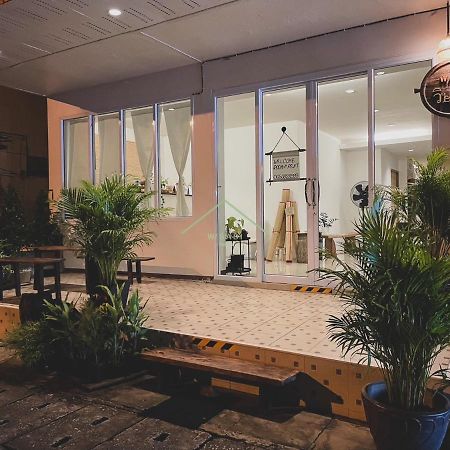 W/Sasi Hometel วิษศศิโฮมเทล นครพนม Exterior photo
